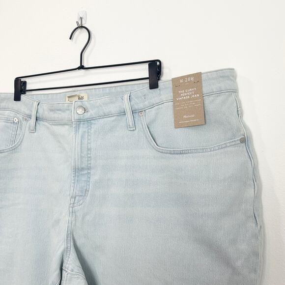 Madewell The Plus Curvy Perfect Vintage Jean NWT size 28 W - Picture 4 of 10